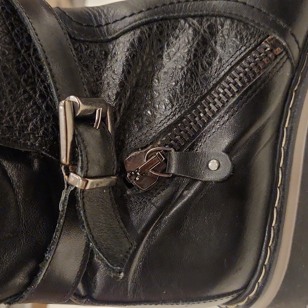 Boots - Picture 5 of 7